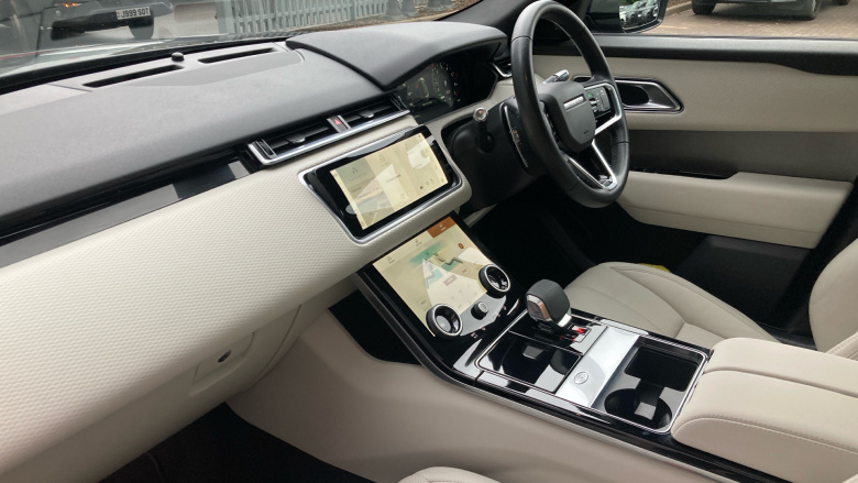 Land Rover Range Rover Velar 2.0 P400e SE 5dr Auto Estate